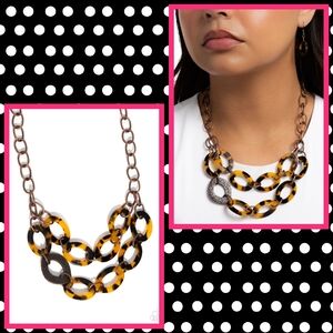 2/$10 Paparazzi Patterned Presto - Copper Necklace